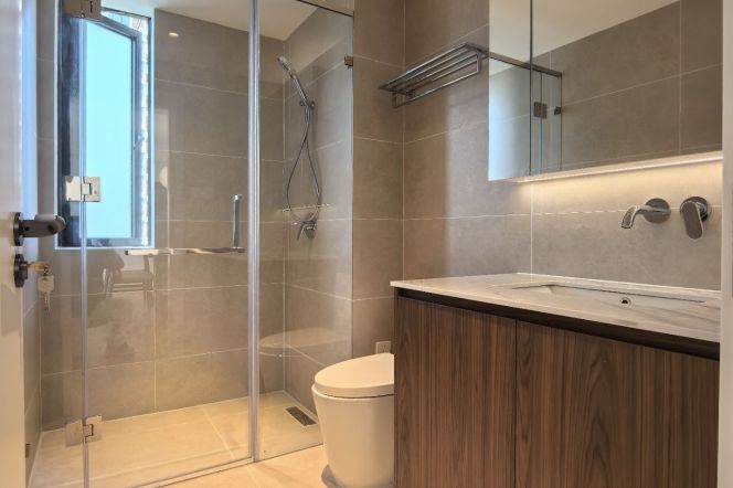 modern 3brs modern furniture beside line 6 and near Huang pu river onlly 21.8K 