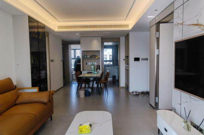 Good price 3 br with floor heating easy to NYU .L 8 LingZhaoXinCun St.