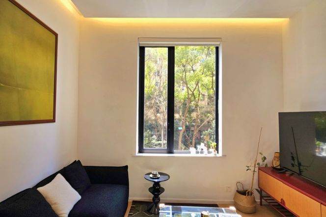 1br +1study Service apt in Jing'an District Near Changping Rd (Line 7)
