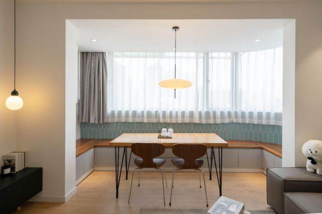 Good lighting 2brs@elevator near Xujiahui