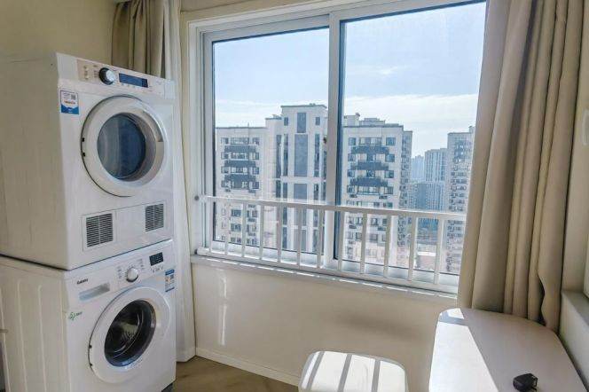 Modern 1 br next NYU ShangHai,easy to L6/8/11 Oriental sports center st.