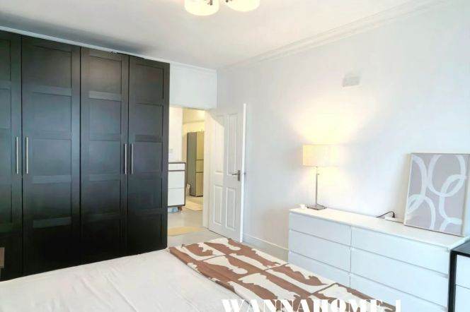 Modern&Spacious&Bright&Well-Designed 1Bdr 1Baths Apt/Good View/Jing'an Temple