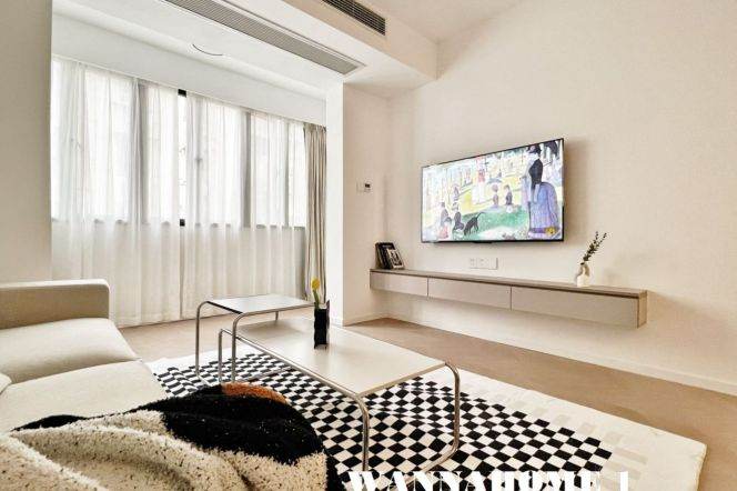 Really Bright&Spacious 1Bdr 1Bath Apt+L2/3/4 Zhong Shan Park Metro+3F Walk Up 