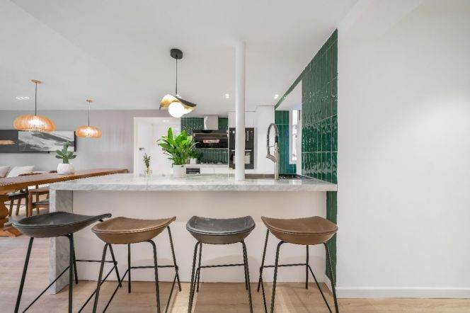 Spacious 3BR 2BA 170㎡ High-Rise w/Balcony nr Zhongshan Park