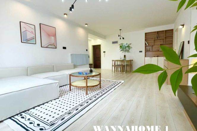 Bright&Spacious&Modern 3Bdrs 2Baths Apt+Zhong Shan Park+Awesome View+Great Compound