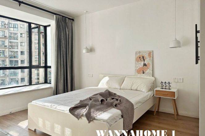 Modern&Spacious&Bright 3Bdrs 1Bath Apt+Zhongshan Park+Nice Compound+Su Zhou Creek