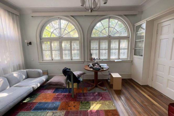 Beautiful green view 1br with balcony on Anfu Road