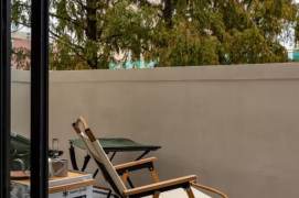  Fancy Old Building High-ceiling 3+1brs with Balcony near Line 10/11 Jiaotong University St.