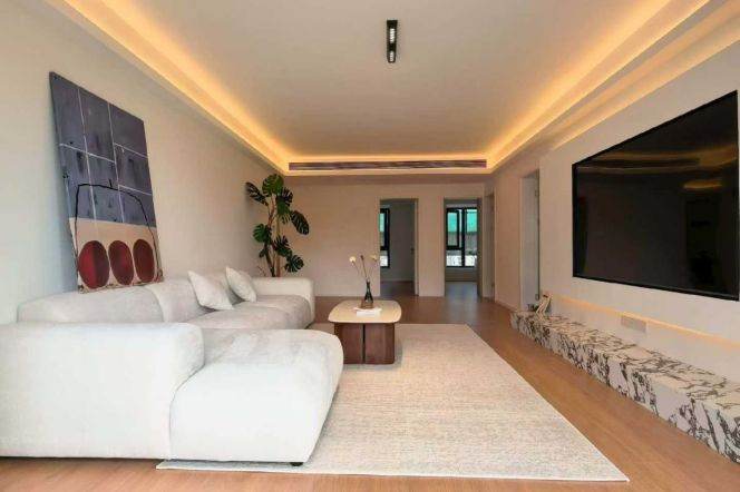  Stunning 3br high-rise with floor heating nr Zhongshan Park   L2/3/4