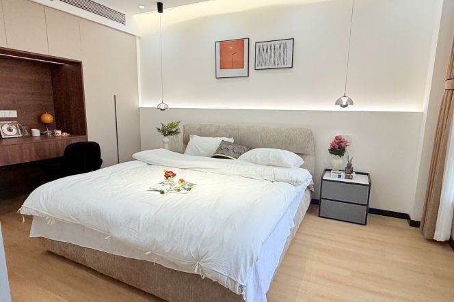 Modern bright 1br Nr linyi xincun M6