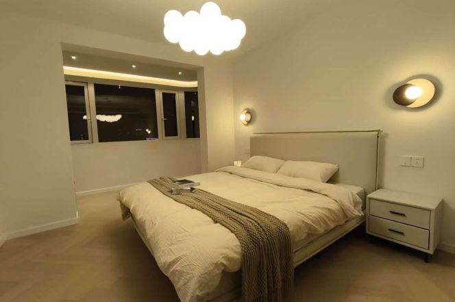 Spacious 3brs&2baths with high rise near Zhaojiabang Road