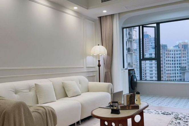 2Bdrs 2Baths Apt/Modern&Spacious&Bright /L8/9 Lujiabang Rd/Large Closet/nice view