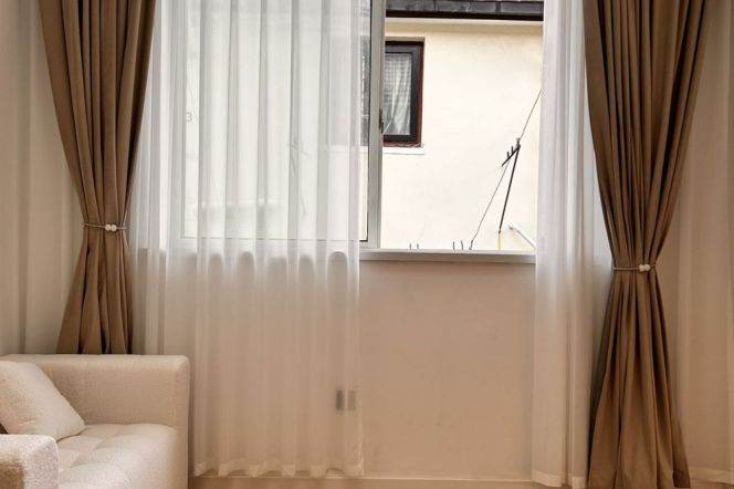 Exquisite duplex 1BR with floor heating & 4 mins walk to L13