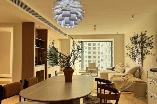 Modern&Spacious 3BR-2bathr Apt | Zhongshan Park & Good view | Great sunshine +First rent