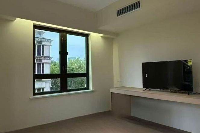  High-end building,South facing 3br @Line 1 Hengshan Road St.