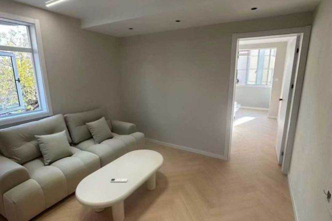 Brand new 2BR/big living room@L2 beixinjing rd 