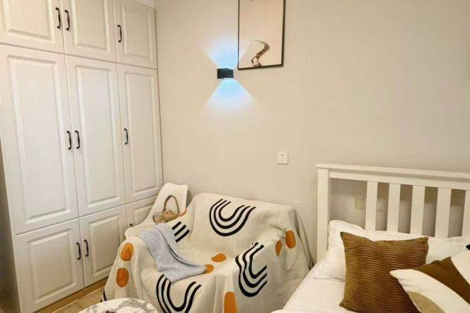 Cozy&bright 1br@west yan’an rd sta 4.5k