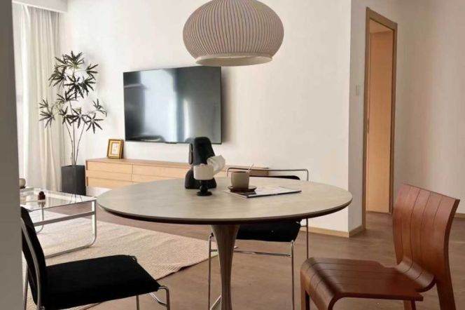 Pudong/Nice yard+spacious 2br 2lr/floor heat/big living room,Sanlin@L11