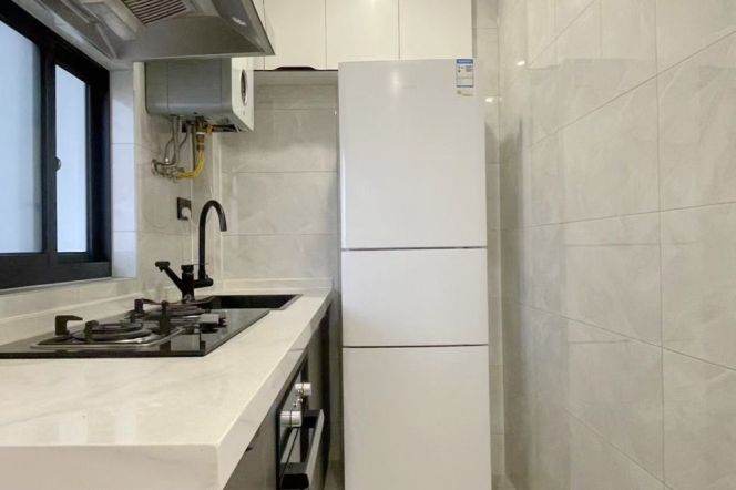 Modern&Spacious&Really Bright&Well-Designed Elevator 1Bdr 1Bath Apt+Jing An Temple