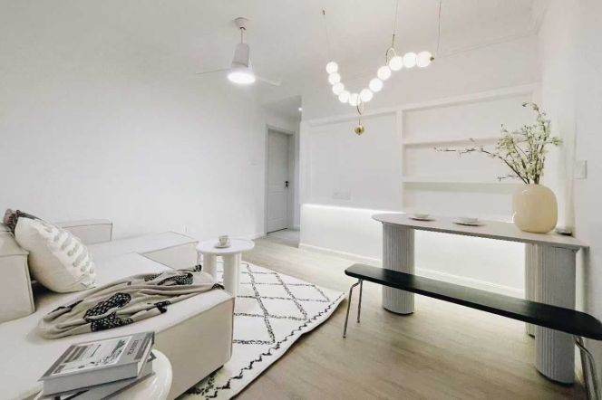 Pudong area/modern 2br 2lr/cozy&quiet/bright room,Xiepu rd@L14/6