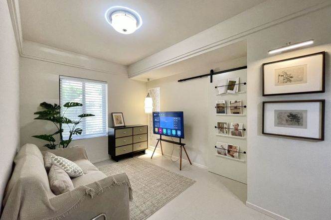 Spacious and bright 2br/1bt@Longyang rd with sunny private garden
