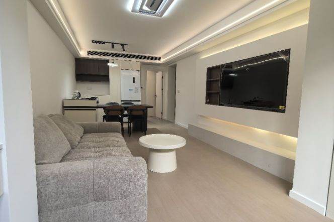 1Bdr 1Bath/Spacious&New /L2/15 Loushanguan Rd/Good View/Refined Decoration/stairs