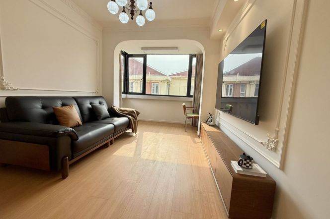 1Bdr 1Bath/Spacious&New /L2/15 Loushanguan Rd/Good View/Refined Decoration/elevator