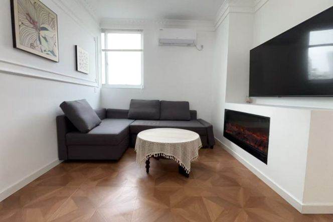 Spacious-near the ECNU/ ECUPL/and SJTU-lift-Caoyang rd/Putuo area/L3/4/11/13/14