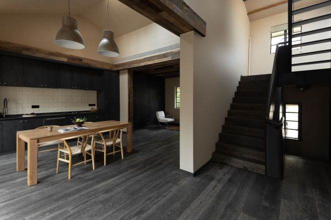 wuyuan rd/wulu muqi rd 2br with terrace