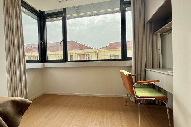 1Bdr 1Bath/Spacious&New /L2/15 Loushanguan Rd/Good View/Refined Decoration/elevator