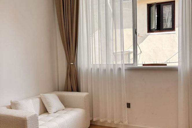 Exquisite duplex 1BR with floor heating & 4 mins walk to L13