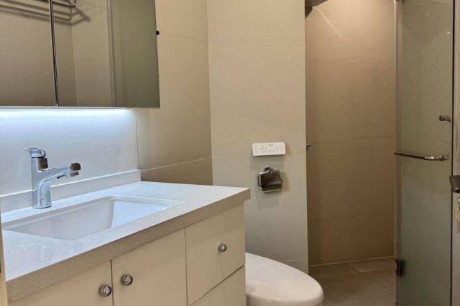 Standard 1Br | Jiangsu rd metro L2/11 ,Newly 1Br ,Elevator 8.2K