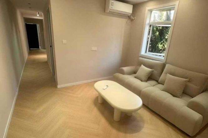 Brand new 2BR/big living room@L2 beixinjing rd 