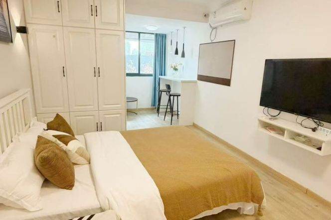 Cozy&bright 1br@west yan’an rd sta 4.5k