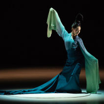 Only This Green: A Dance Drama Inspired by “A Panorama of Rivers and Mountains”