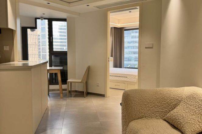 Standard 1Br | Jiangsu rd metro L2/11 ,Newly 1Br ,Elevator 8.2K