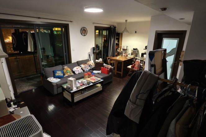 2Bedroom Duplex Apartment for rent 5 mins close to Metro