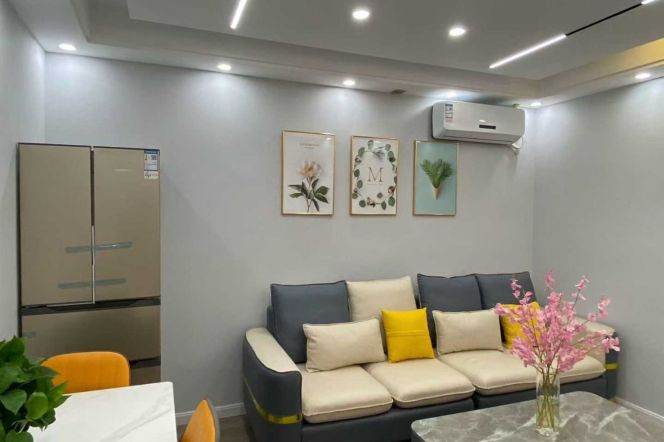 shuicheng rd elevator 2BR/living room@L10