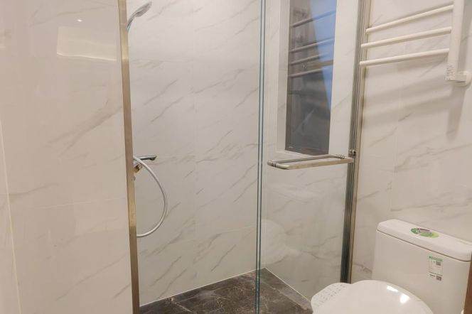 Modern & Popular compound 2 br with floor heating ,easy to NYU .L 6/8/11