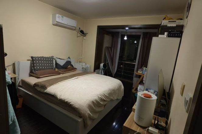 2Bedroom Duplex Apartment for rent 5 mins close to Metro