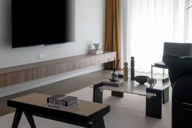 Spacious 3brs&2baths with high rise near Changshou Road