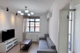 1Bdr 1Bath Apt/Modern /L1/7 Changshu Rd/L10 shanghai library/open balcony/stairs