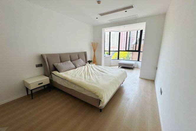 Cozy 1Br @ L9/12 Jiashan rd station
