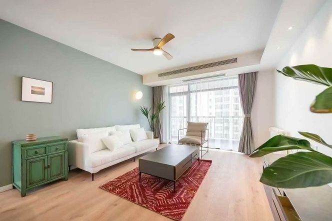 Nice balcony 3Brs/1Lr/1Bt apt nr Zhongtan rd,M3/4