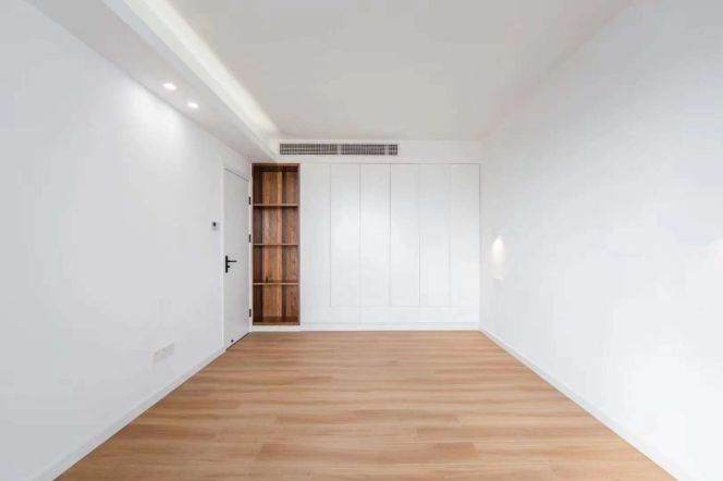 3Br,2Baths,176sqm ,zhongshan park ,elevator ,heating ,open kitchen