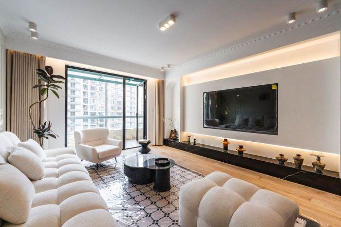 4br,3baths, jing'an -Duplex,heating ,open kitchen and balcony, nice compound