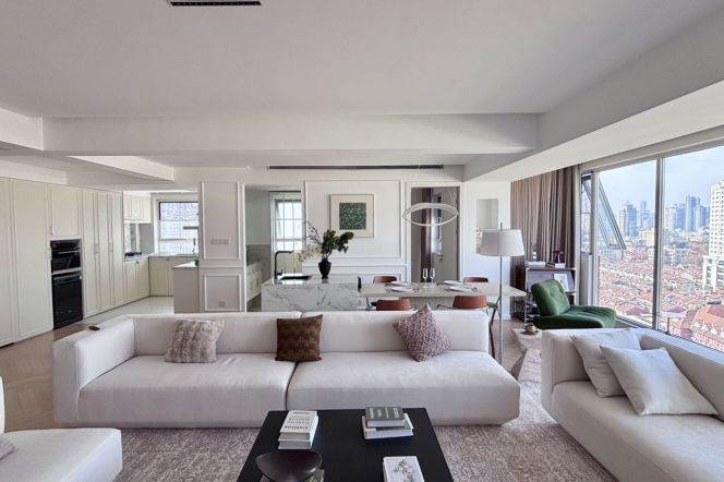 3Bdrs 2Baths Apt/Modern&Spacious&Bright&Fabulous /IAPM/Line 1/10/12 South Shaanxi Rd