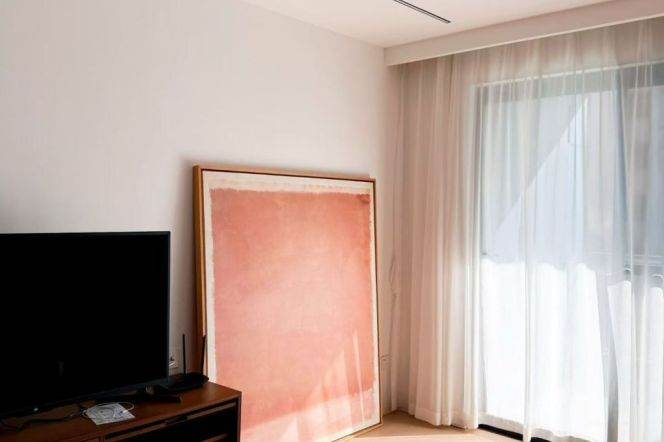  Good decoration 3br with Floor heating/Balcony/Big kichen @Jing`an Changping Rd