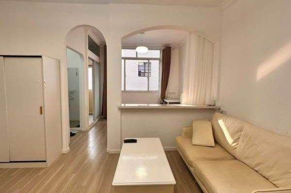 1 br near L1/L10/L12 south shaanxi rd station+SJTU