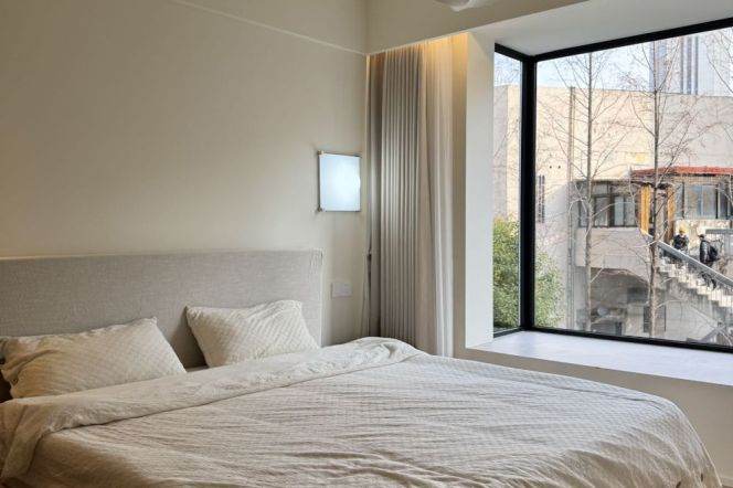 Spacious 2Br-2bathr+Heating+Balcony | 0 distance to Caoyang rd Mt L3/4/14